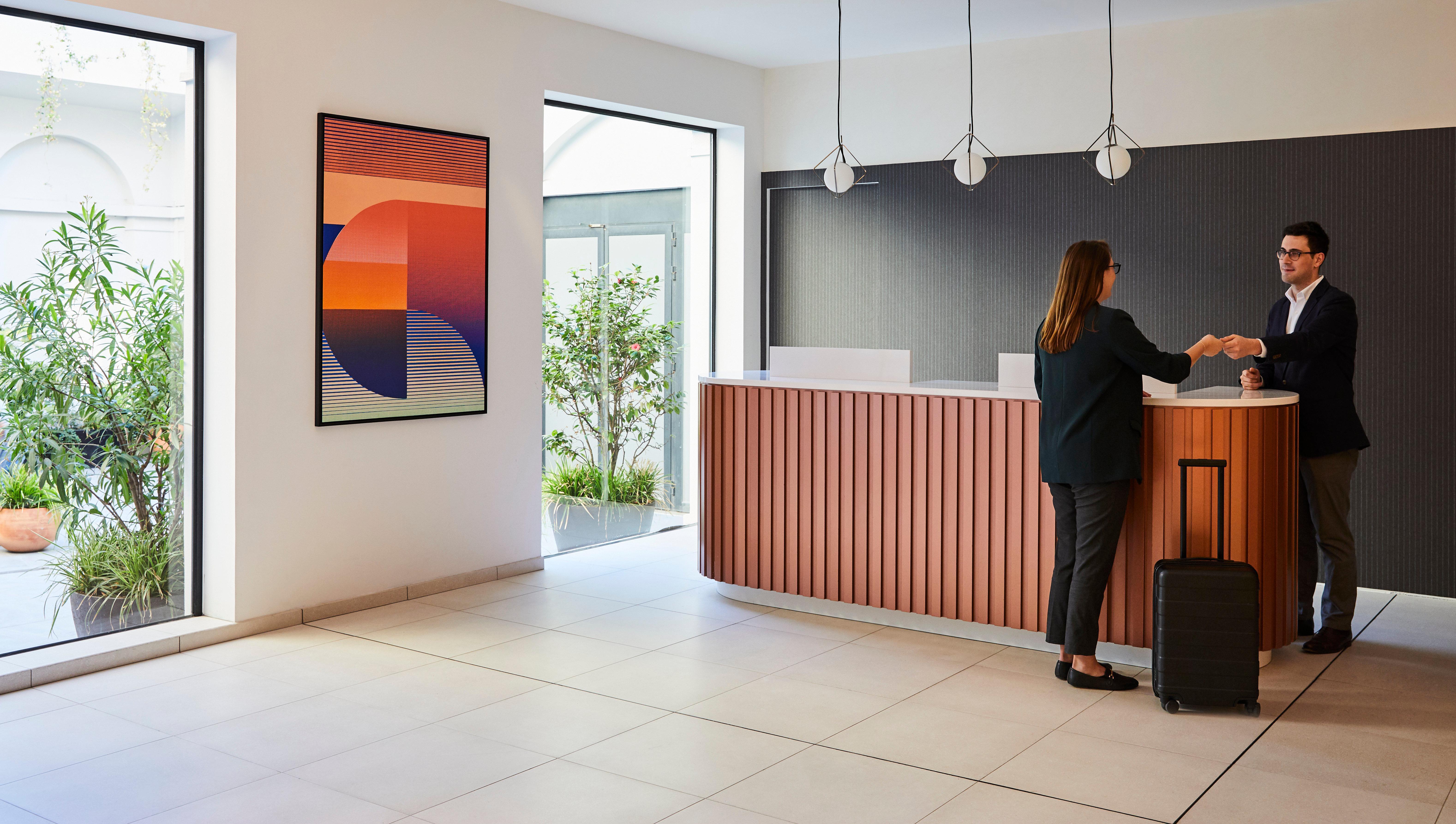 Crowne Plaza Republique By Ihg Hotel Parijs